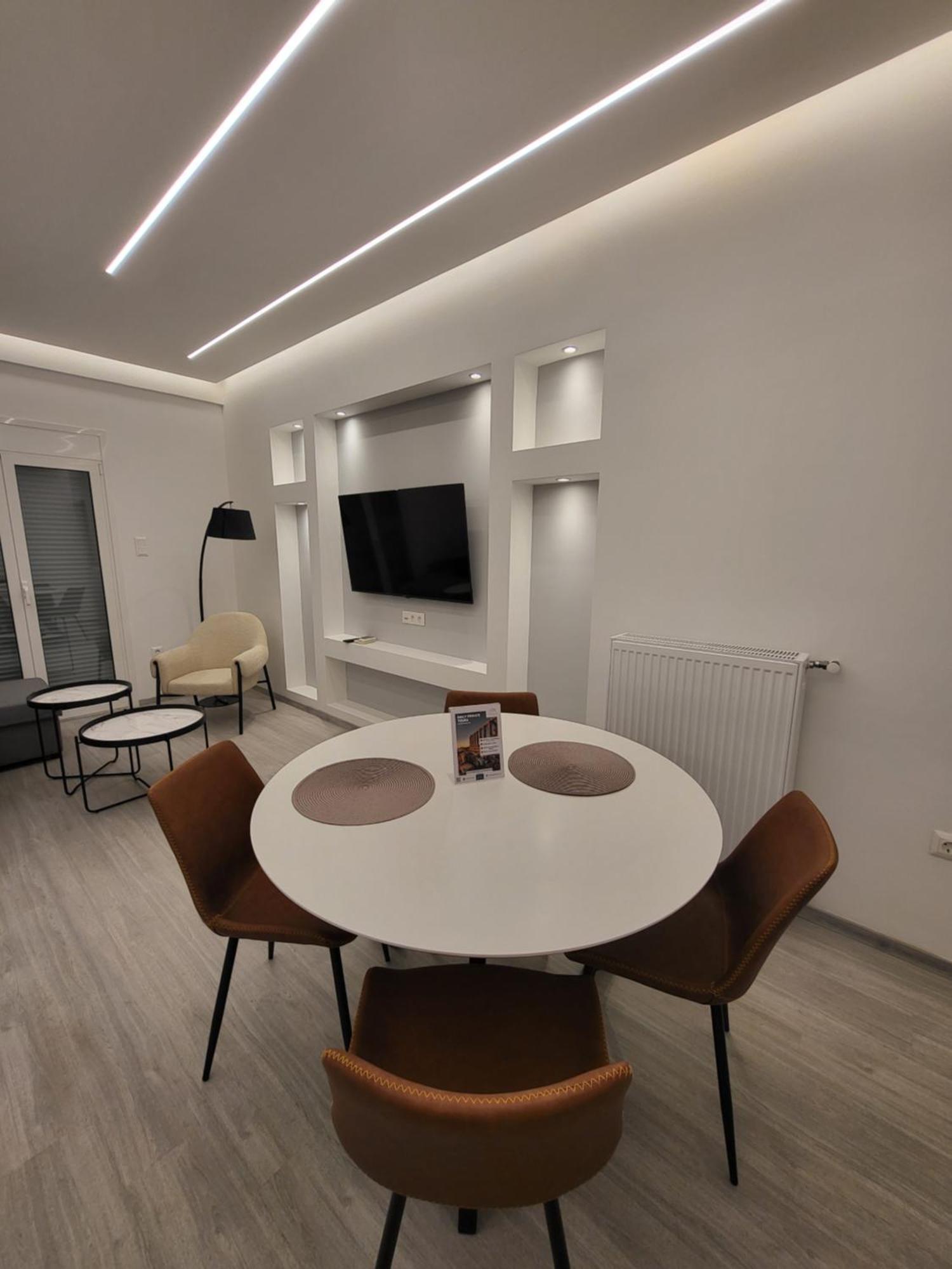 Stay Now, 600M From Acropolis Атина Екстериор снимка