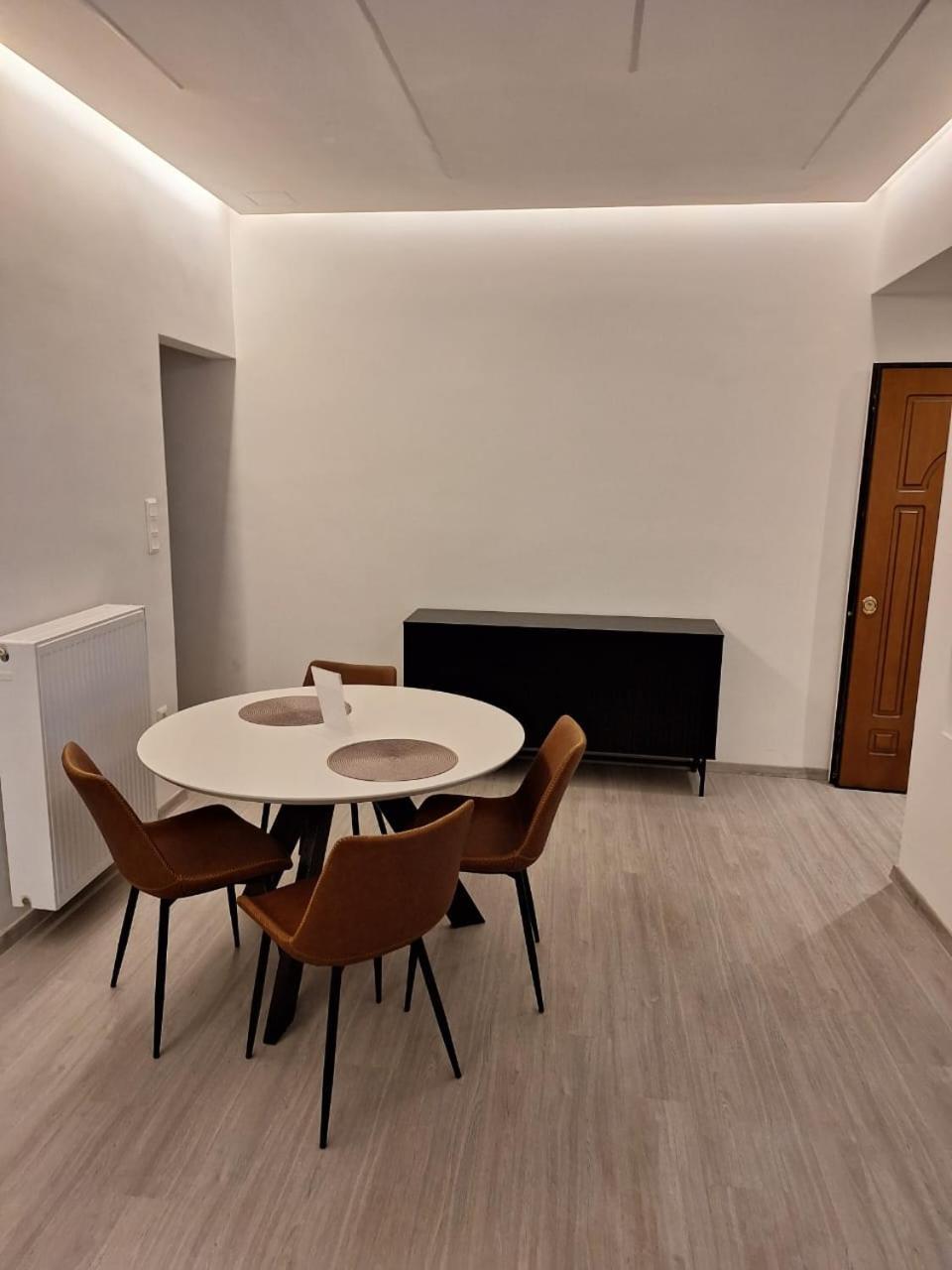 Stay Now, 600M From Acropolis Атина Екстериор снимка