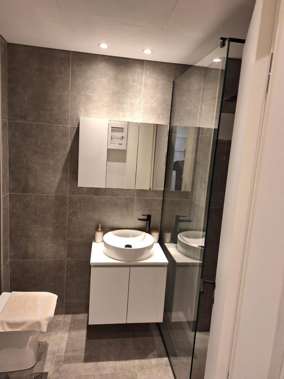 Stay Now, 600M From Acropolis Атина Екстериор снимка