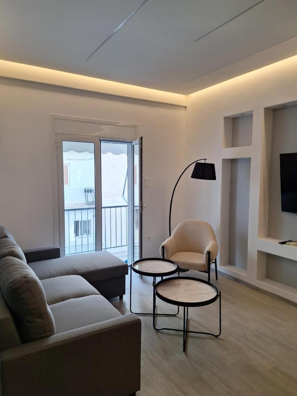 Stay Now, 600M From Acropolis Атина Екстериор снимка