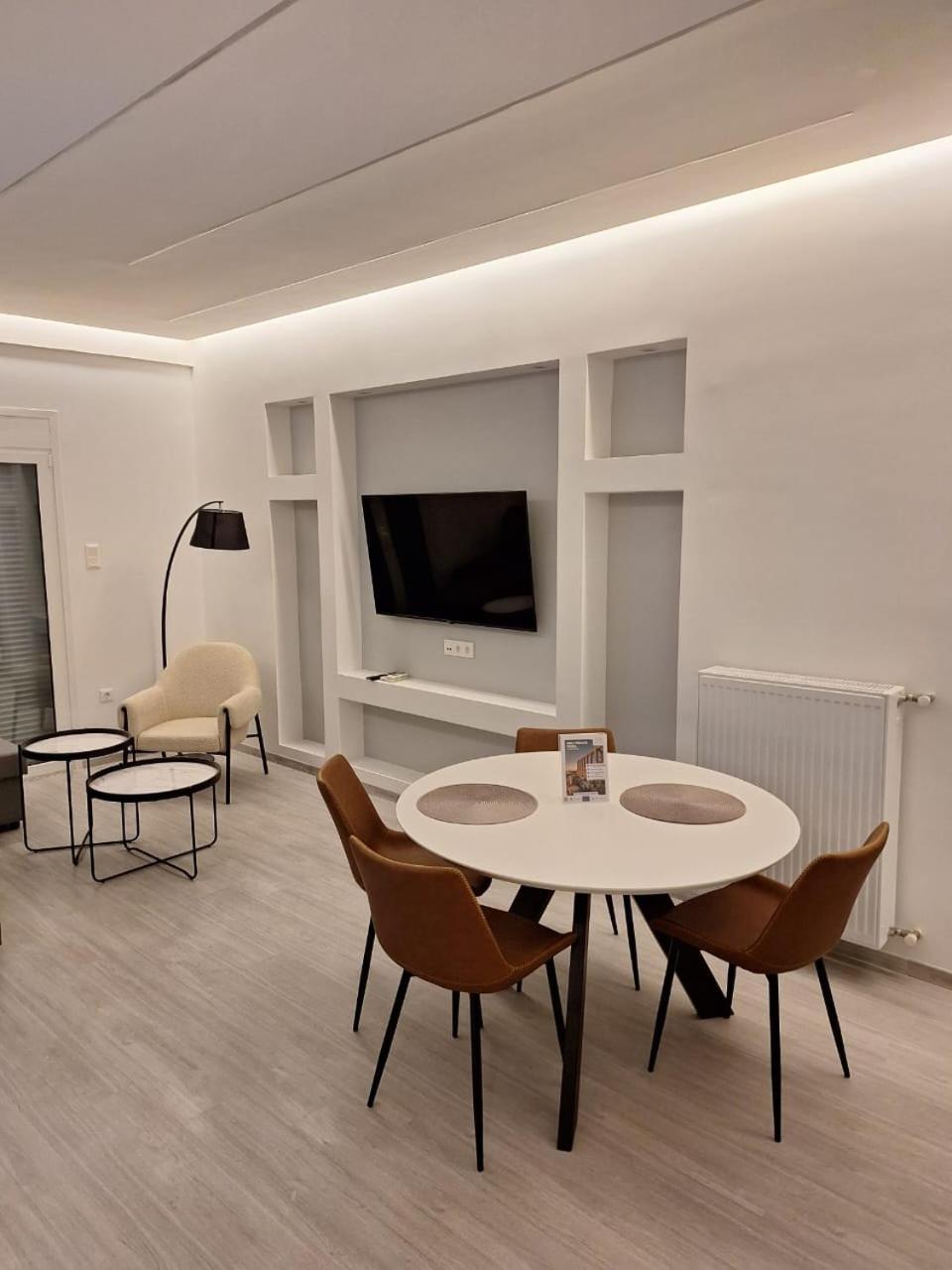 Stay Now, 600M From Acropolis Атина Екстериор снимка